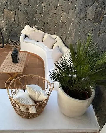Nomadica فيلة